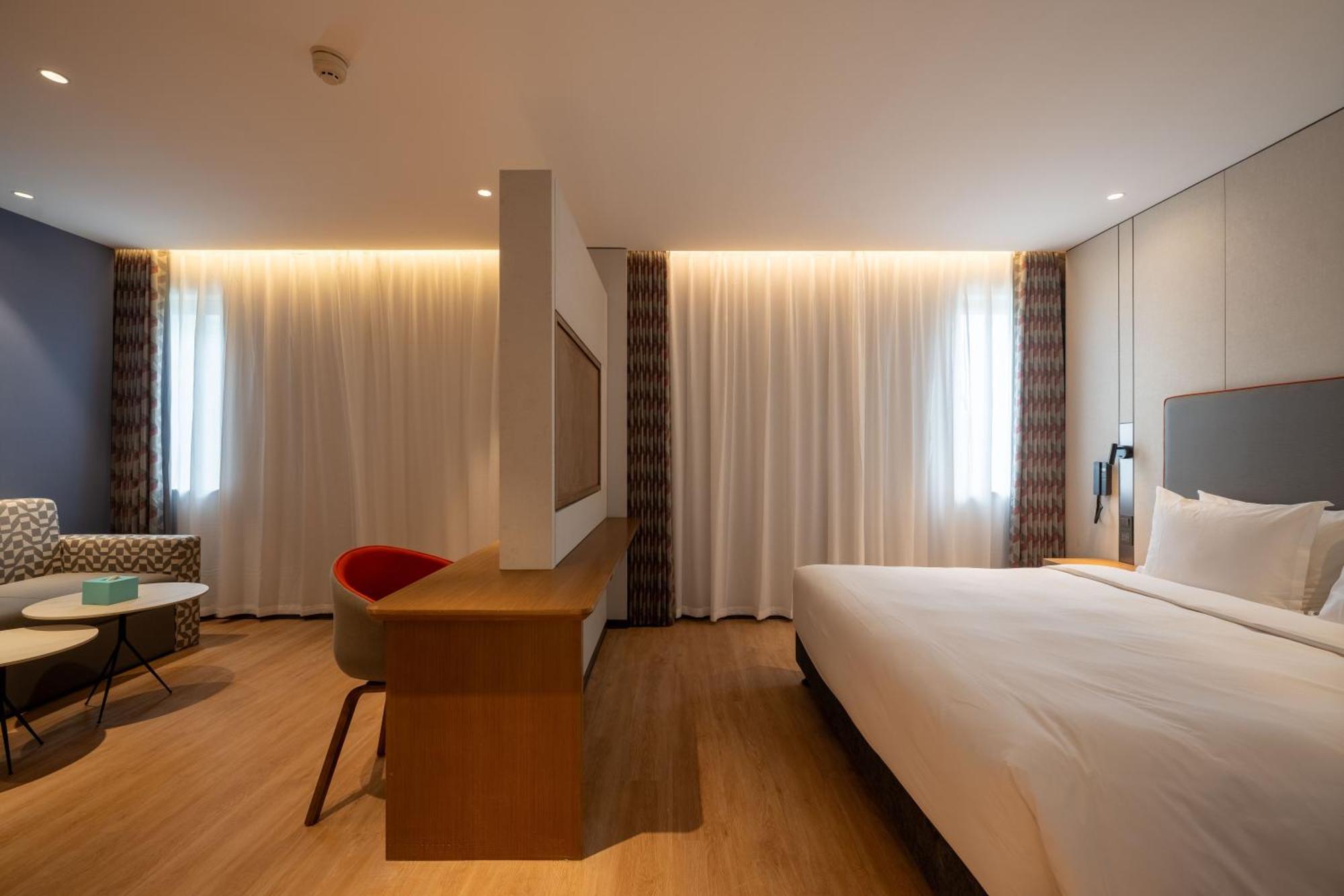 Holiday Inn Express Shanghai Pujiang Lianhang Road By Ihg Extérieur photo