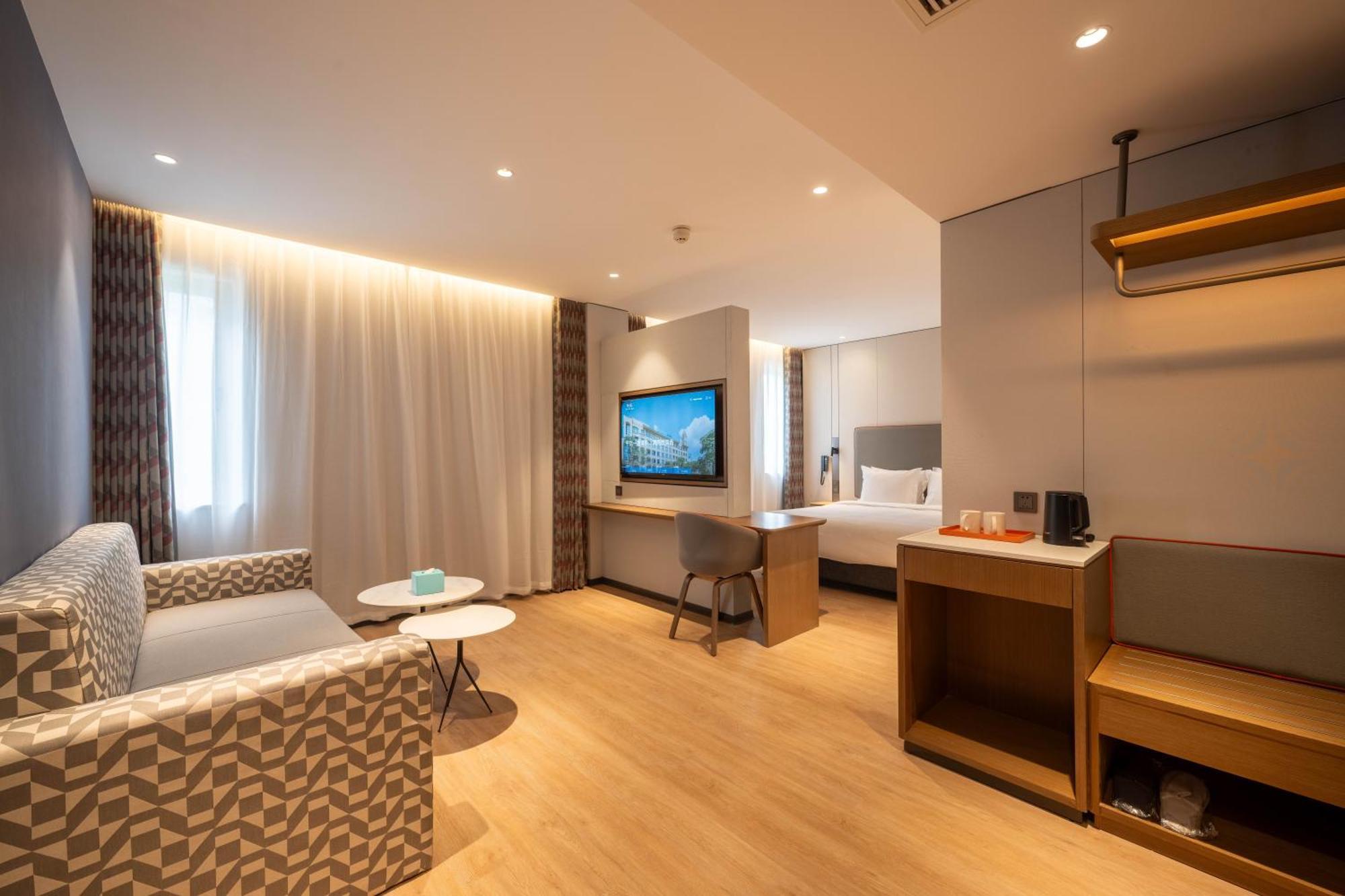 Holiday Inn Express Shanghai Pujiang Lianhang Road By Ihg Extérieur photo