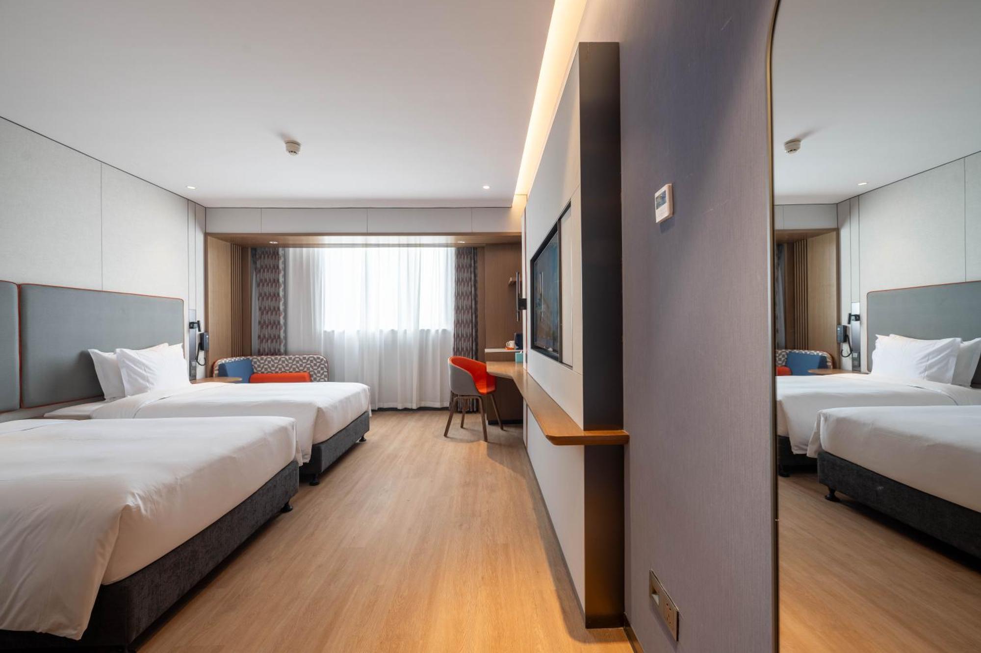 Holiday Inn Express Shanghai Pujiang Lianhang Road By Ihg Extérieur photo